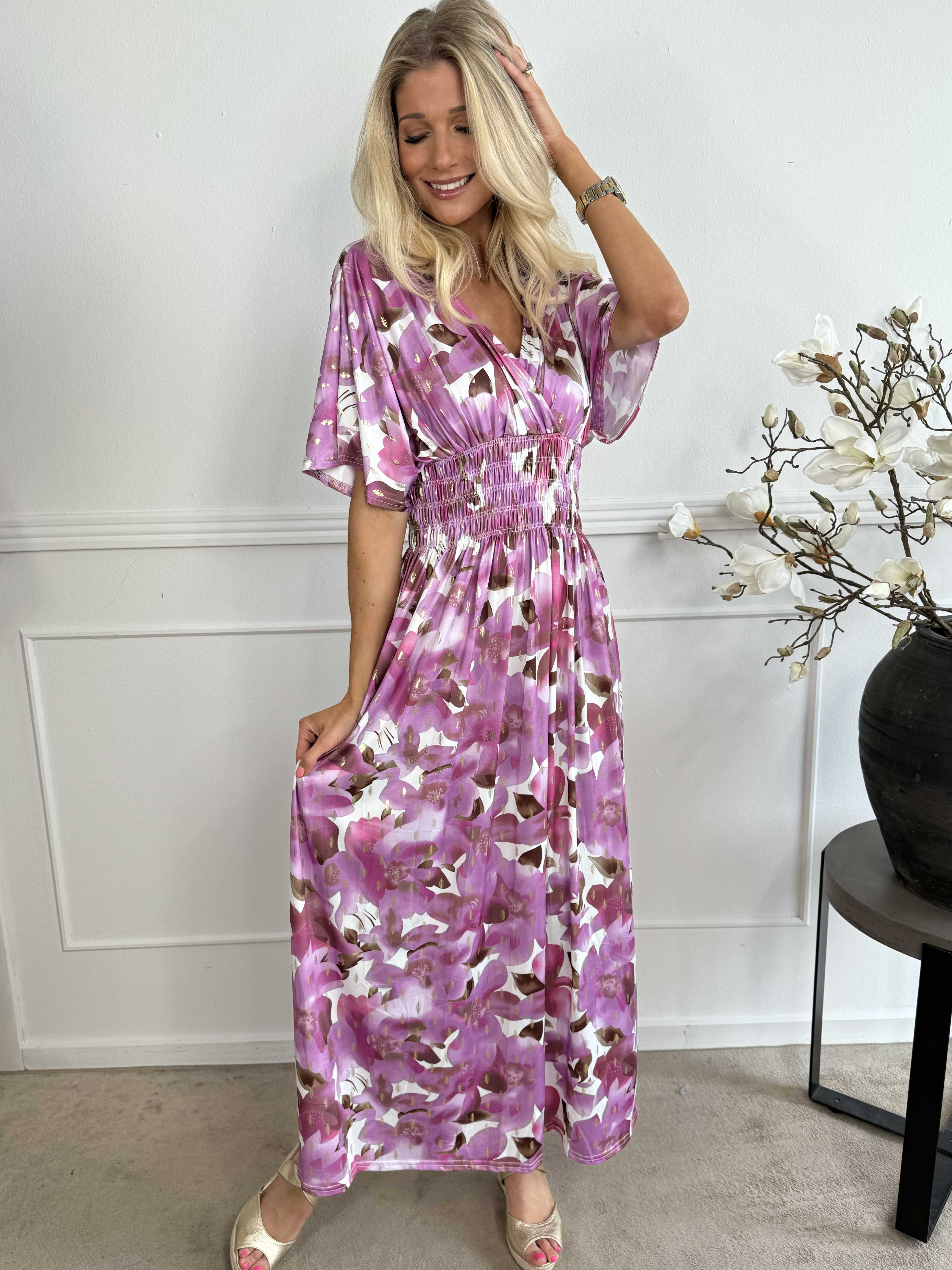 Pams Sweet Flower - Lång elastisk klänning i skrynkelfritt tyg